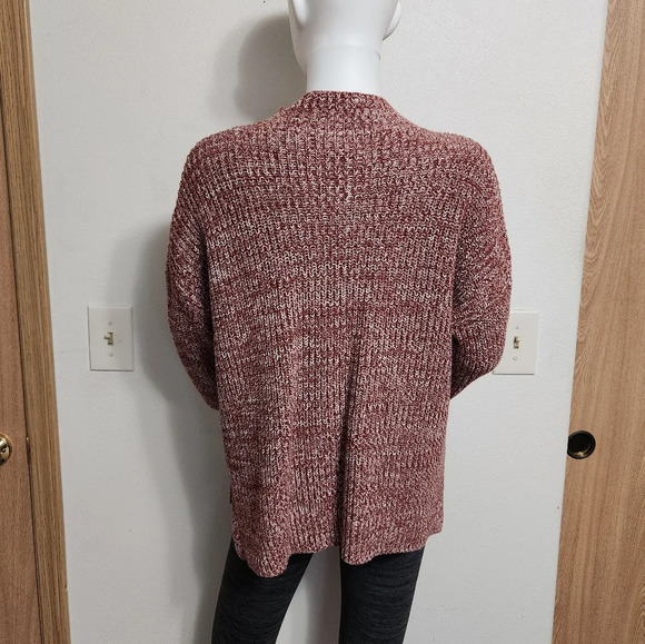 Cupcakes and Cashmere heathered dusty pink and white knit sweater size medium - Picture 3 of 13